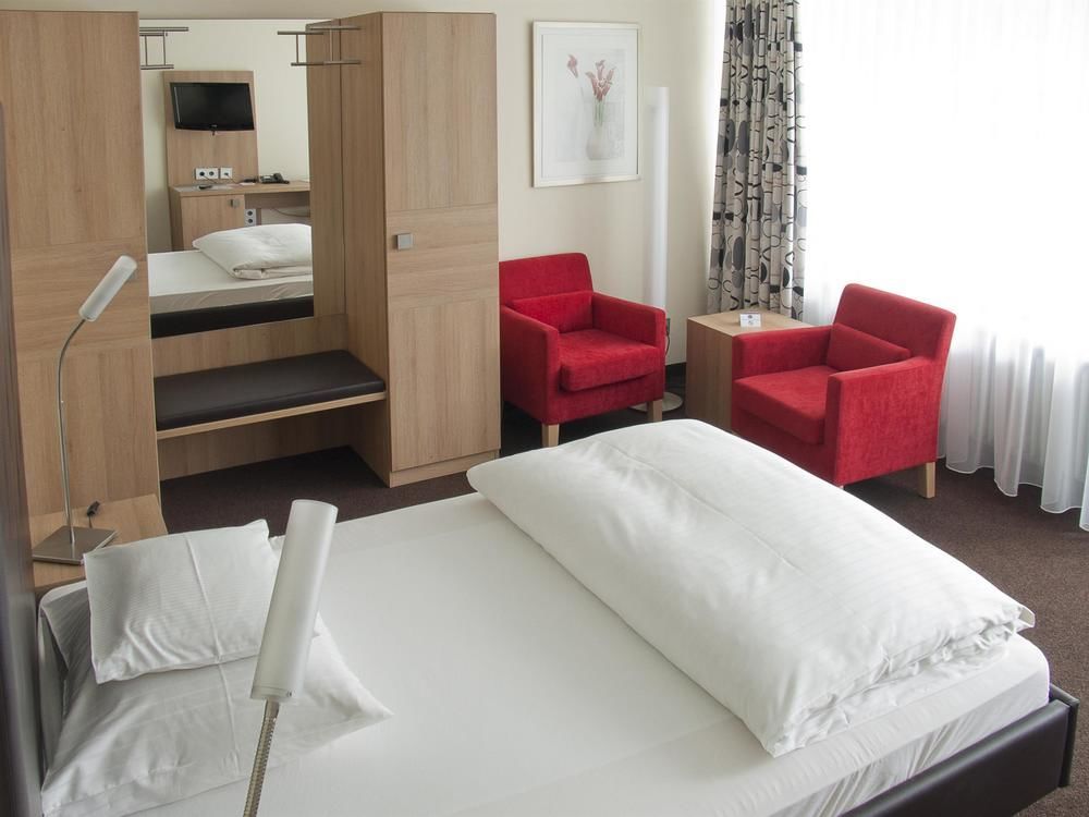 Dekra Congresshotel Wart Altensteig Exteriér fotografie